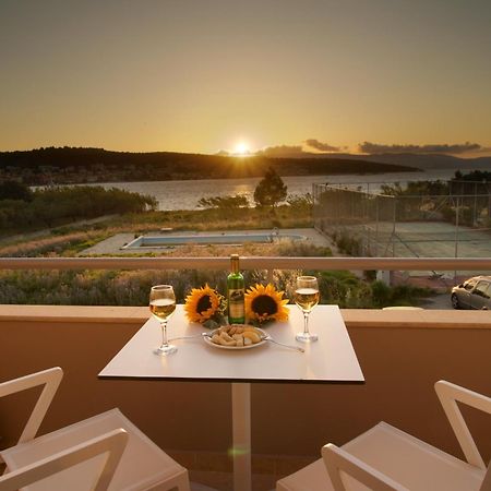 Gliving365 Capital Apartment Argostoli  Luaran gambar